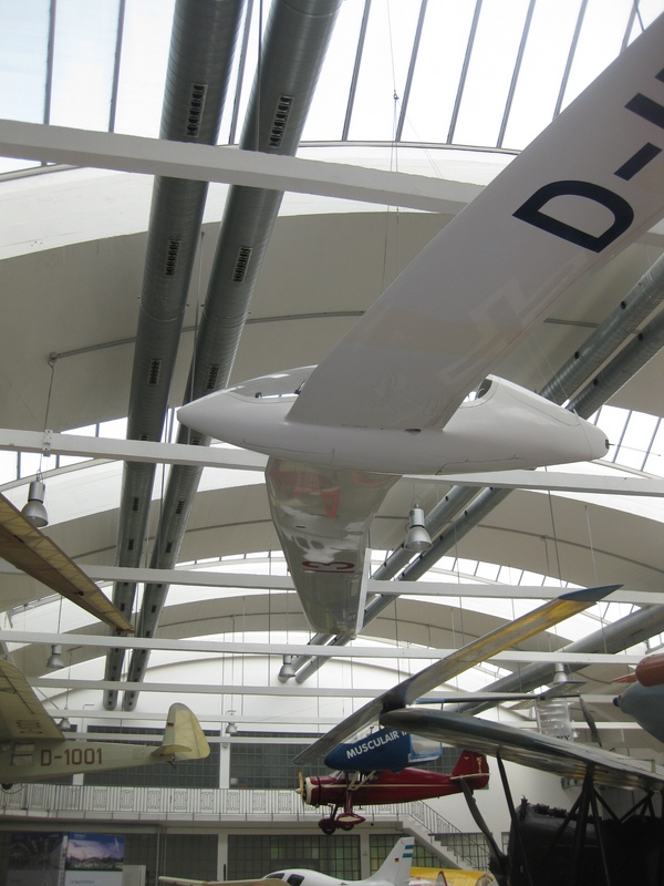 Klein110430 Flugwerft 445.jpg