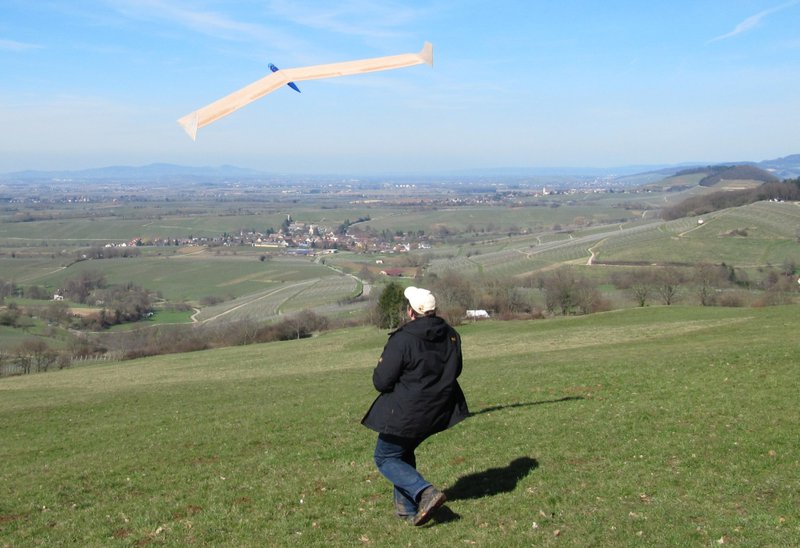 Erstflug