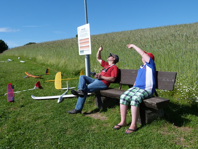 Uwe und ich beim Gezores suchen