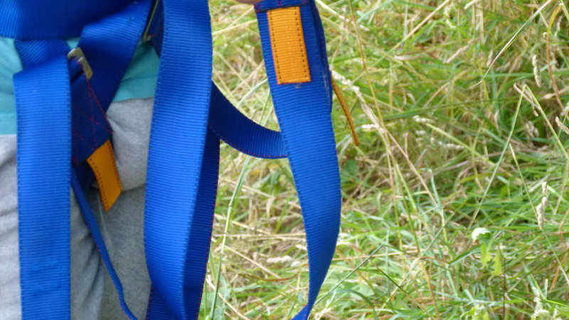 Weichteile von den Gurten weggerichtet das sich nix Verklemmt