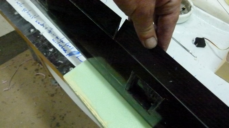 Querruder nach unten! Vollkommen ausreichend... hoff ich ;-)