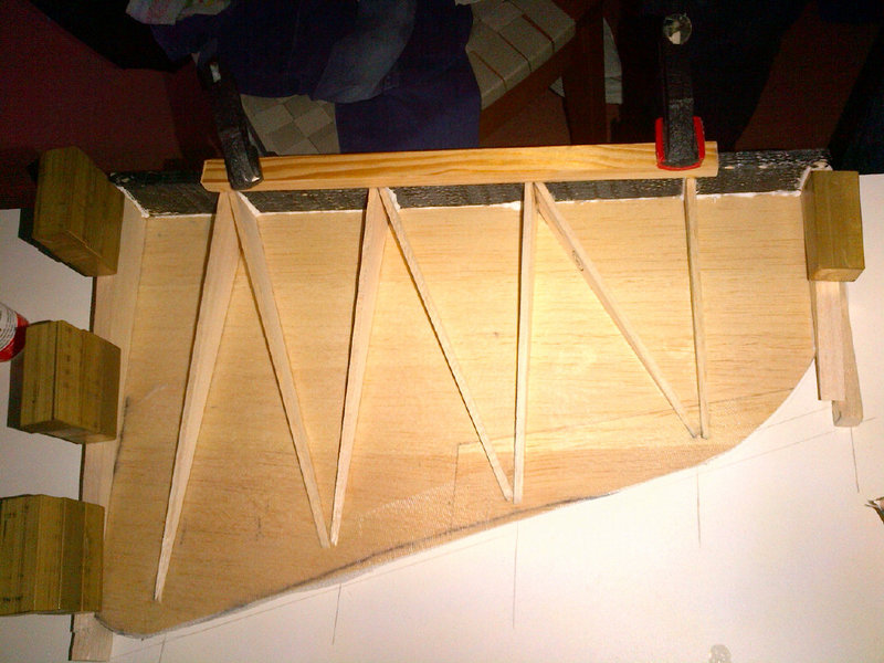 IMG-20131224-00210.jpg (264.35 KiB) 1856 mal betrachtet Innenleben