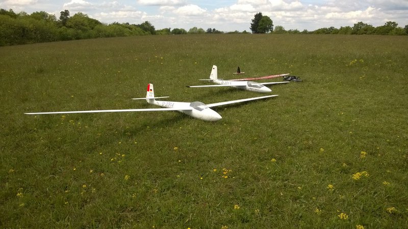 Teil der Sommerkollektion von schraeg vorn...