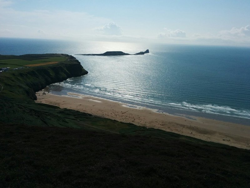 Rhossili_beach.jpg