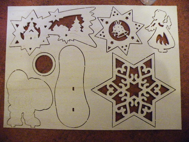 Alles auf Platte 300 x 420 mm 4 mm Pappel