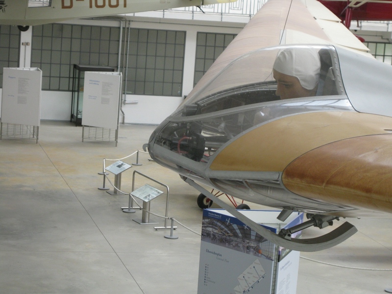 Klein110430 Flugwerft 237.jpg