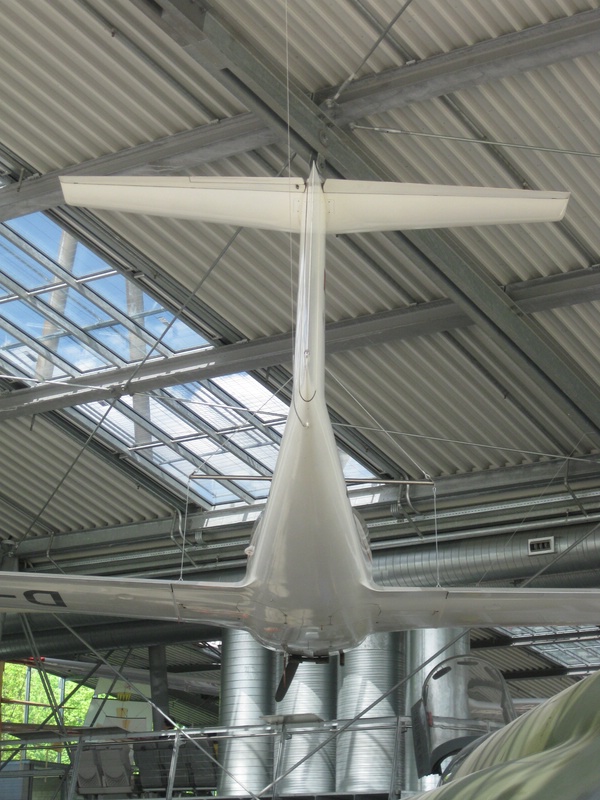 Klein110430 Flugwerft 480.jpg
