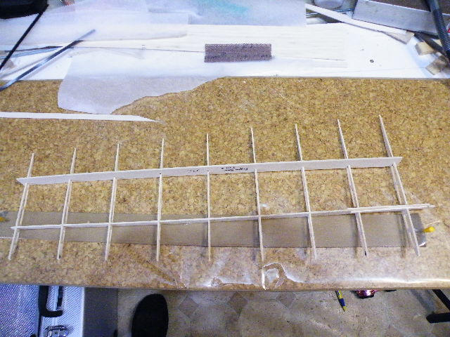 Rippen nur gesteckt über Holm und Rippenkamm