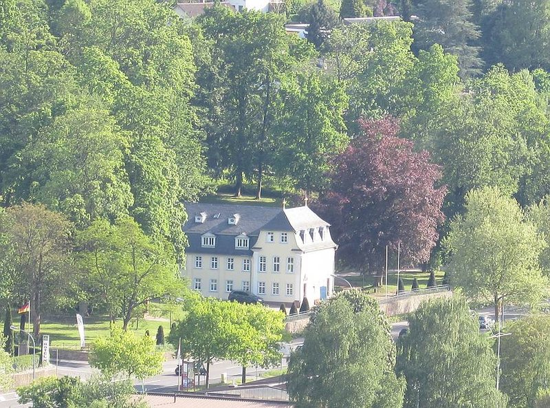 Klein_Schlösschen Hofgarten.jpg