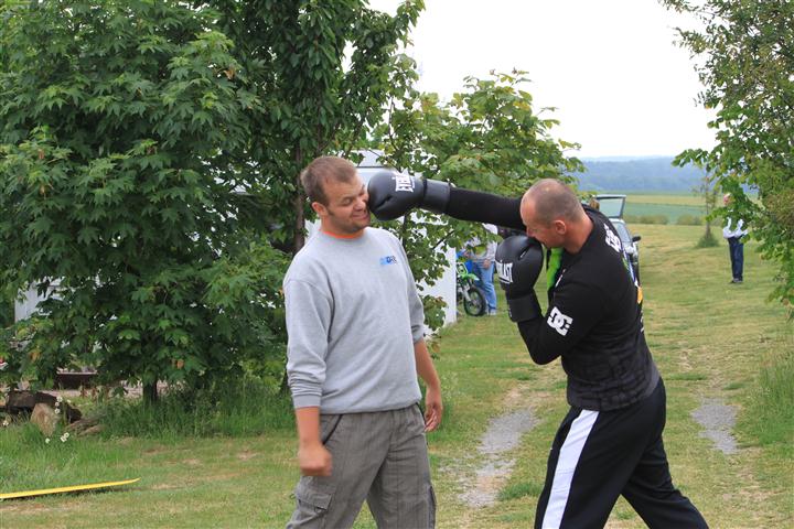Piloten die auf dem Platz nicht geschlagen werden können werden vorher geschlagen.