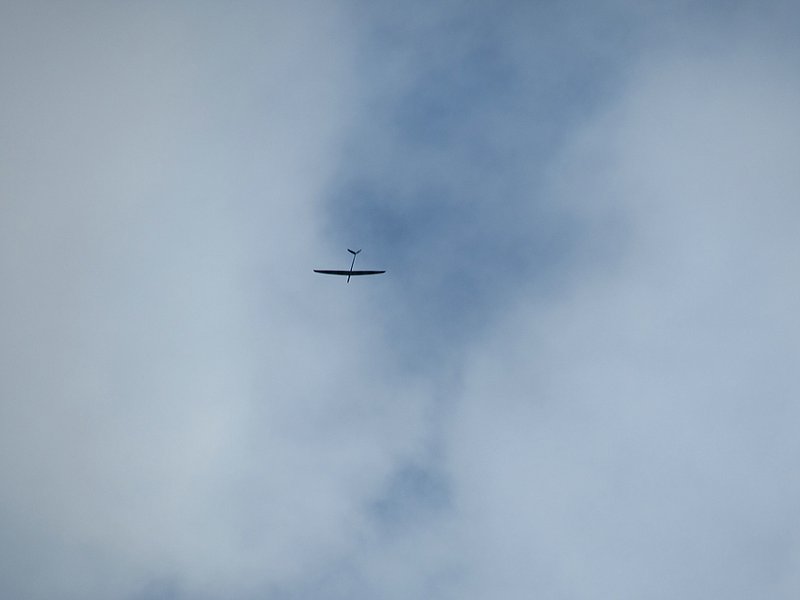 Maikys Tracer in > 500 m Höhe vor dem Ablasser