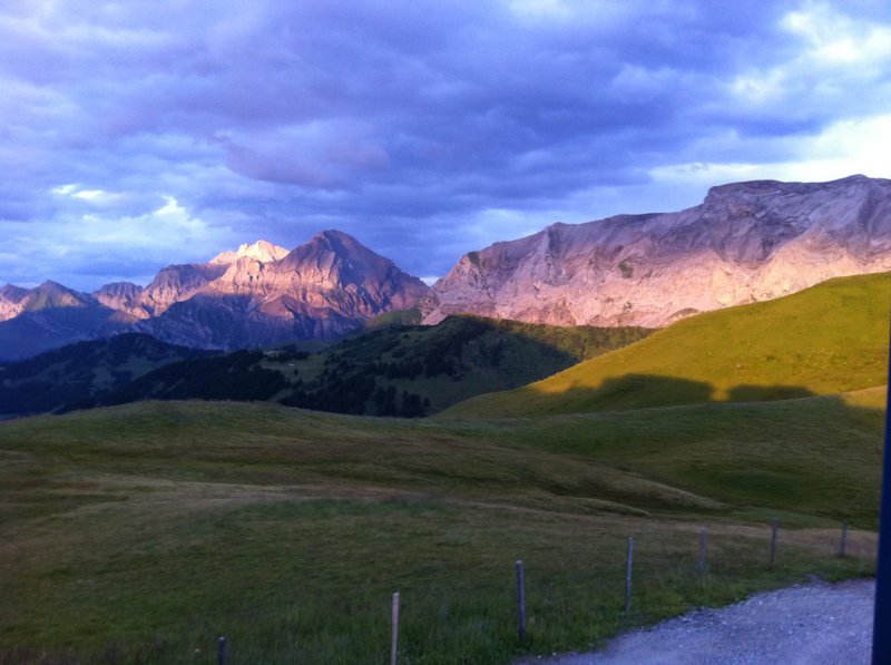 Abendstimmung Berge.jpg