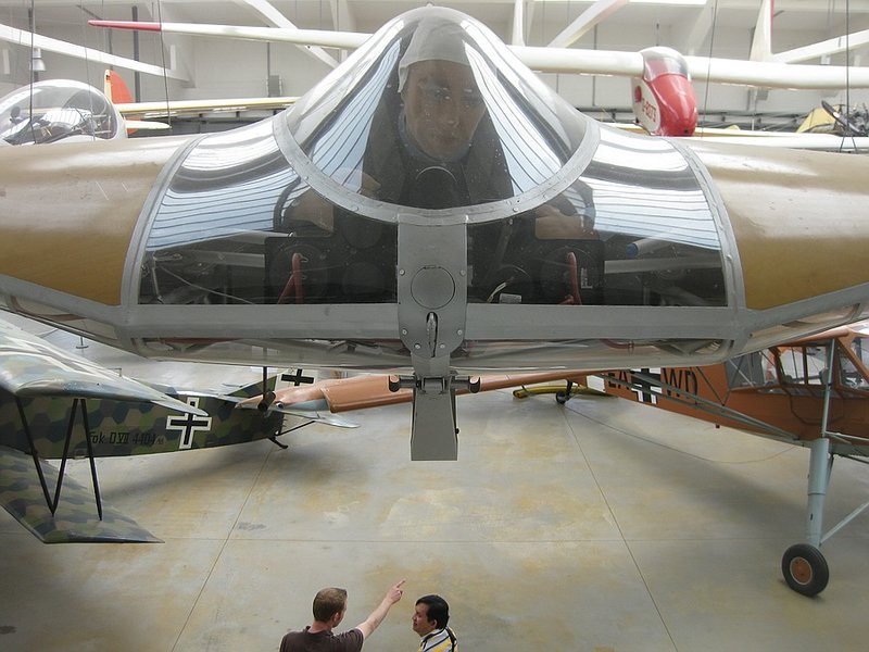 Klein110430 Flugwerft 393.jpg