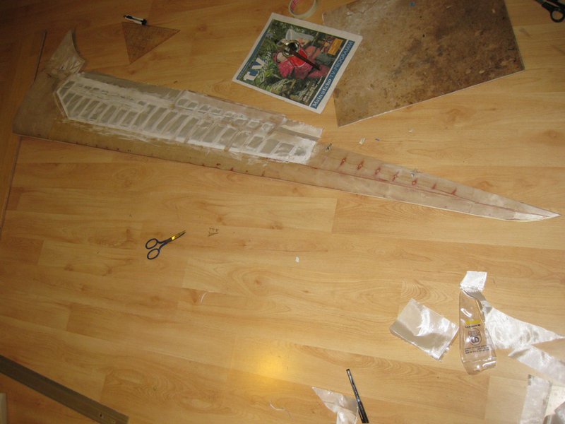 Bespannung mit Koverall und Spannlack