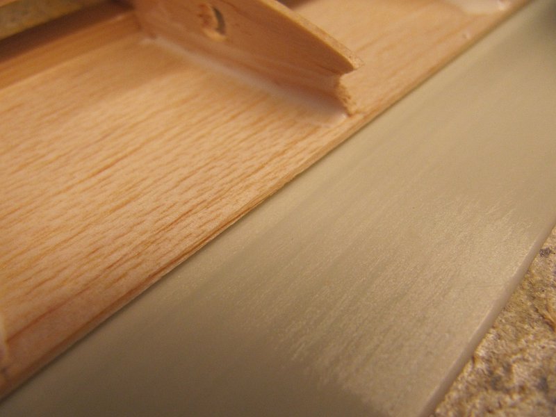 Beplankung per Schiene perfekt gerade und 100% verzugsfrei angeklebt