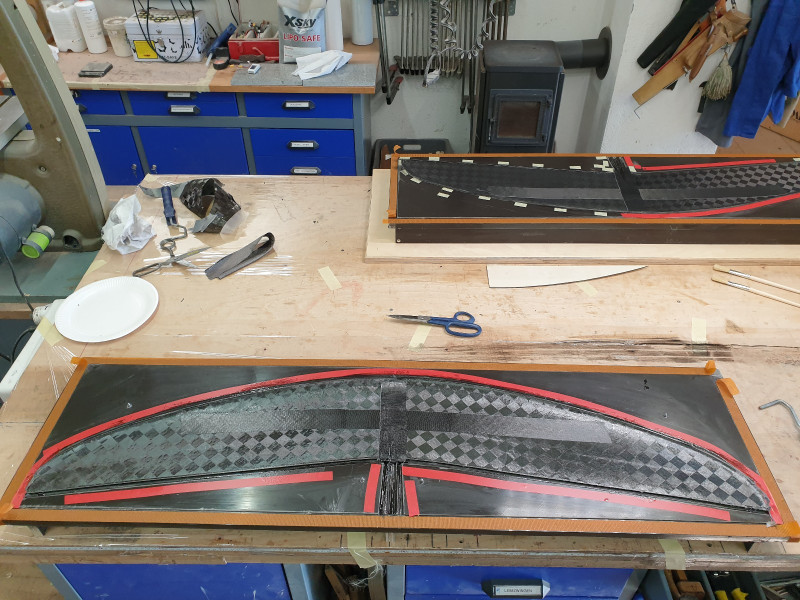 20220125_122508_copy_1600x1200.jpg (516.2 KiB) 9034 mal betrachtet Oberschale vor Vakuum