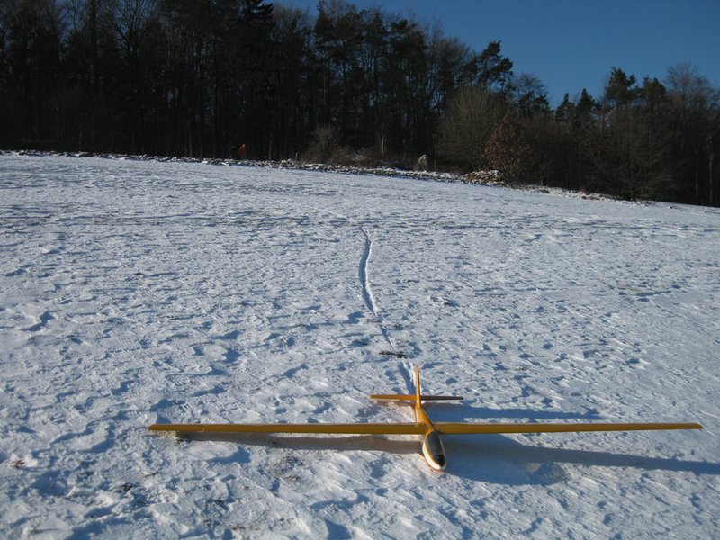 Landen war schwierig, das Ding blieb nach dem aufsetzen einfach nicht stehen