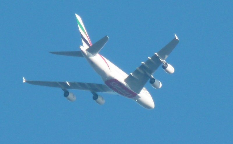 P1010283.jpg (172.96 KiB) 1993 mal betrachtet heute wohl etwas verspätung..... überflug um 14.58