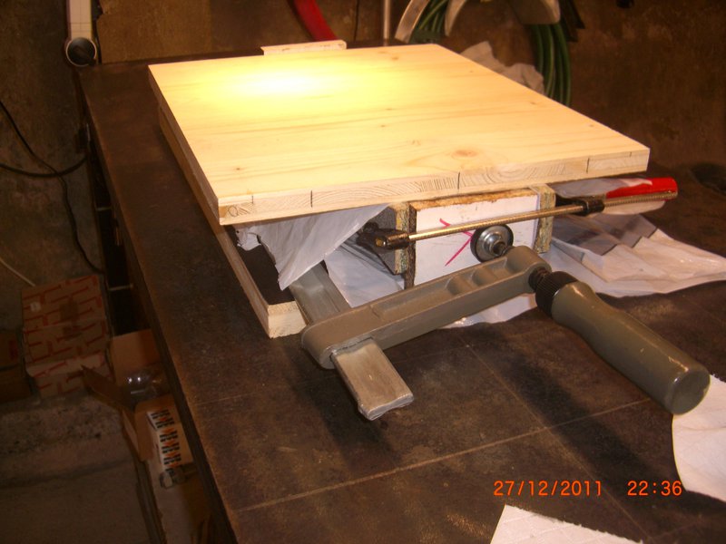 Pressen der oberen Gelegelage