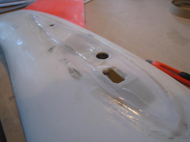 Schön glatt geworden, aber noch an den Rändern schleifen.