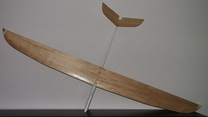 Ein Teufelskerl, dieser Mefisto ;)