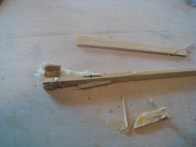 Das war drin: 26 g Holz und aaalte Mumpe, ganz gelb!<br />Doppelt soviel habe ich nachher noch aus dem SR gekratzt!