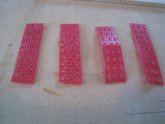 Mit 1,5 mm gebohrt, wer kennt das Ursprungsmaterial? ;o)