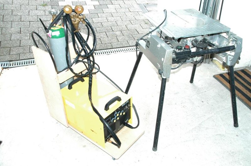 Schweißgerät mit Fahrwerk