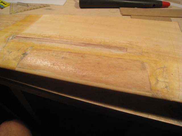 Einschlagstelle, recht profiltreu und sehr stabil. Gewebe 2x 80 g/qm