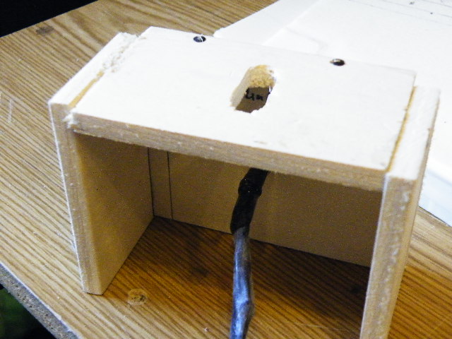 Kasten mit Langloch von Oben