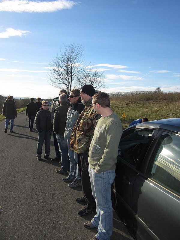 Die Lästerbank, auch Moped-Unfallpatient Alex war da, hoffentlich das nächste mal wieder mit Flieger ;-)