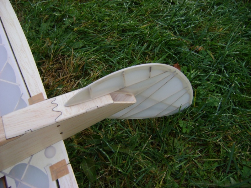 Kühlluftauslass hinten.