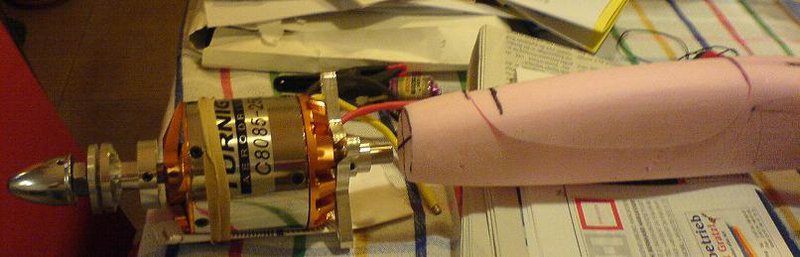 mot.JPG (34.61 KiB) 5219 mal betrachtet Optimaler Motorisierungsvorschlag für Senkrechtes Steigen und Sinken???